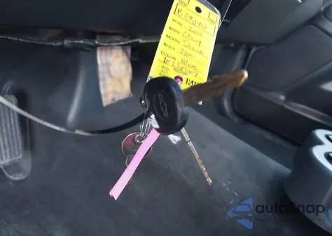 2001 Chevrolet Silverado 2500Hd Ls z USA, uszkodzony, nr VIN 1GCHK24U91E238567